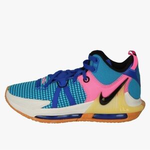 Nike LeBron Witness Vii Men’s Basketball